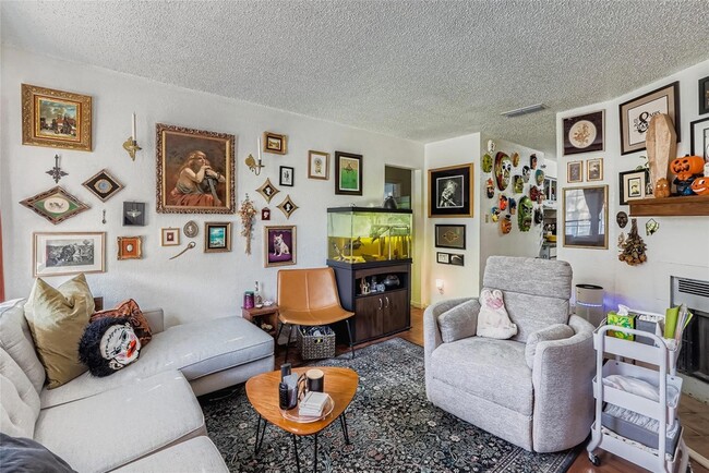 Photo - 7214 Salt Springs Dr Unidad A