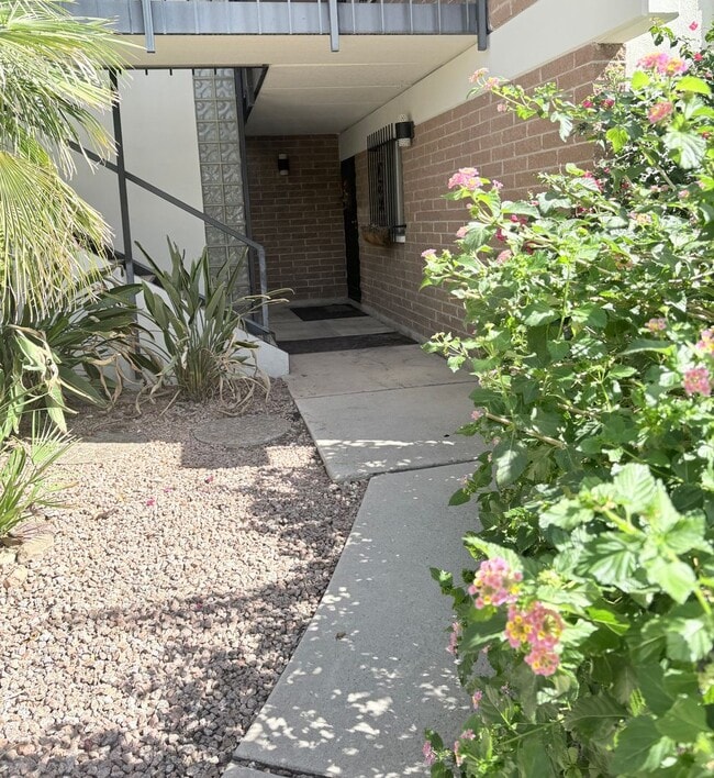 Photo - Lovely 2 Bedroom and 2 Bathroom Condo w/ D... Unit 124
