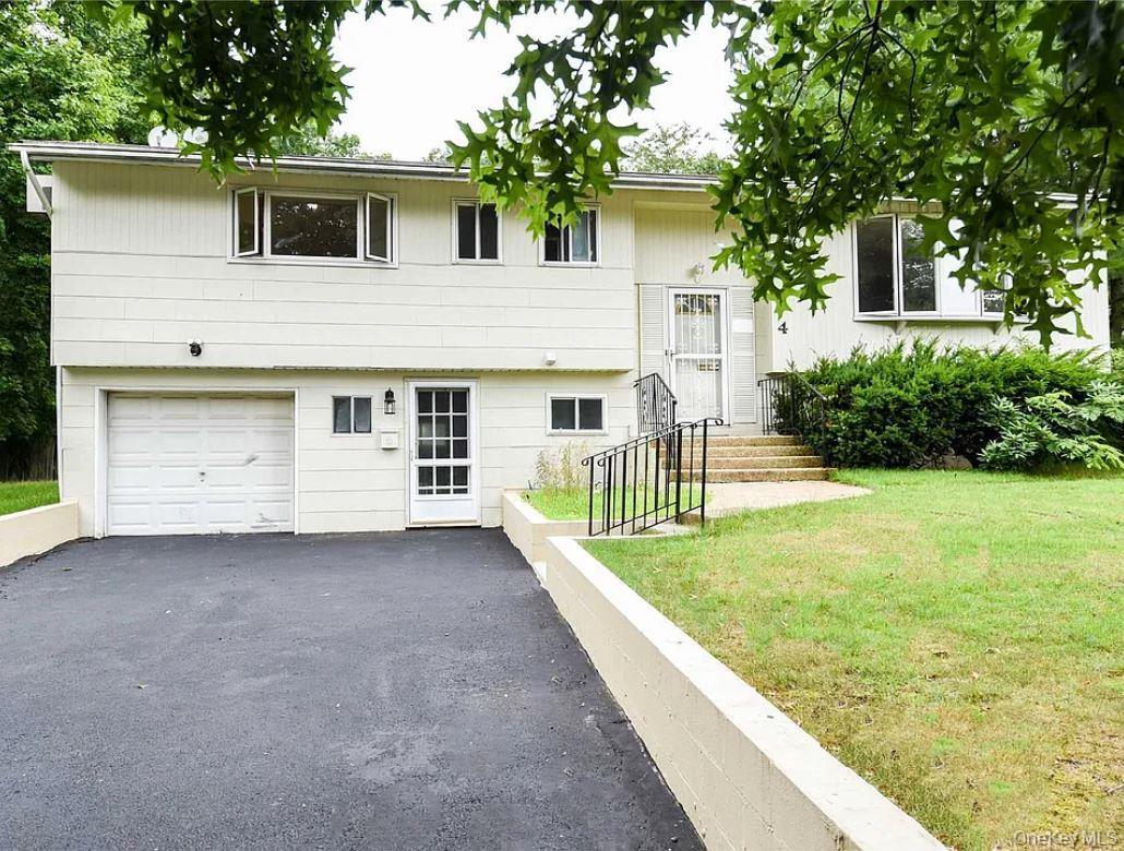 Photo - 4 Lauren Ave S