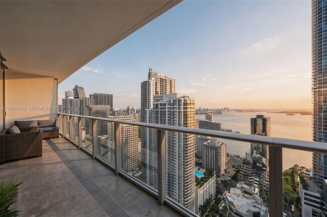 Building Photo - 1010 Brickell Ave Unit 4203
