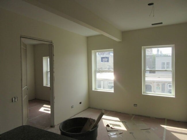 Photo - 2020 N Bissell St Unit 3R