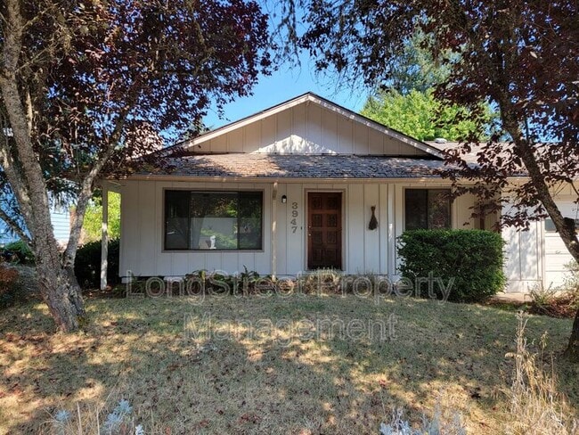 Building Photo - 3947 NW Tamarack Dr Rental