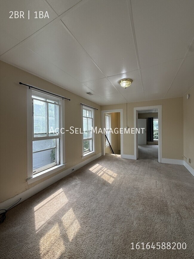 Photo - 847 Bridge St NW Unit 2
