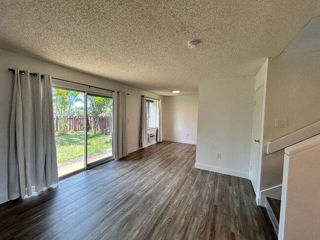 Photo - Kuulako - Mililani Mauka 2-BR, 2-BA, 2-Parking