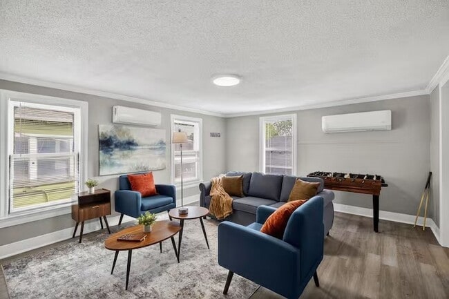 Photo - 1401 Collier St