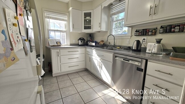 Photo - 5428 Knox Ave S