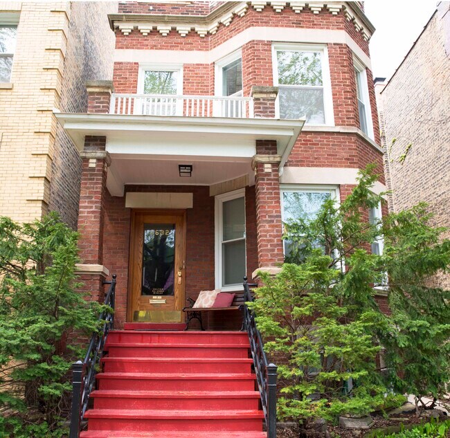 Photo - 3632 N Bosworth Ave Apartments Unit 1