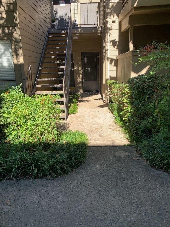 Photo - 10049 Westpark Dr Unit 123