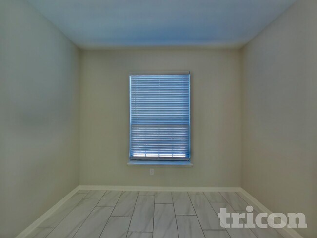 Photo - 1342 Barrel Dr