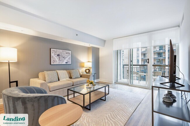 Photo - 1221 S Eads St Unidad 01-0905