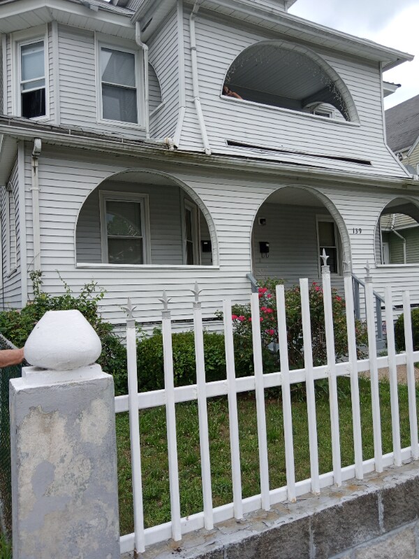 Photo - 139 Dickinson St Unit 1