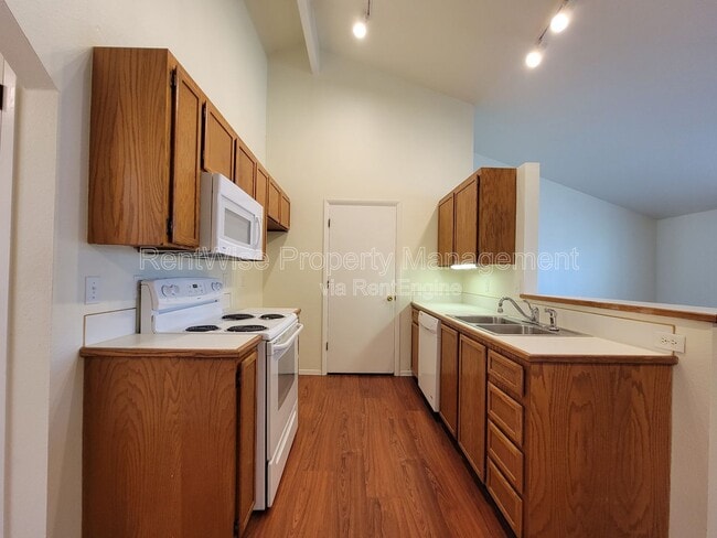 Photo - 3950 Cambria Way