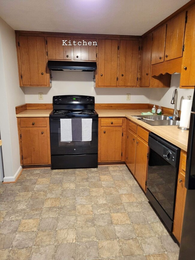 Photo - 90 Cape Charles Square