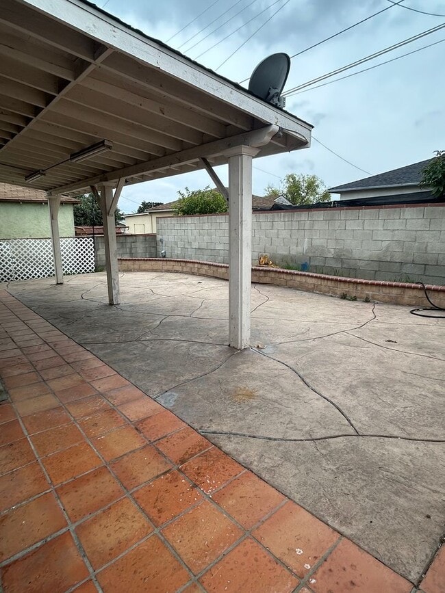 Photo - Spacious 4-Bedroom House for Rent in Monterey Park Quiet Neighborhood