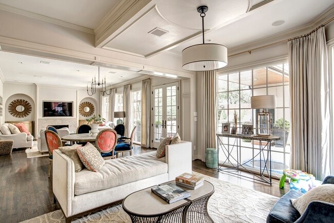 Photo - 3440 Locke Ln