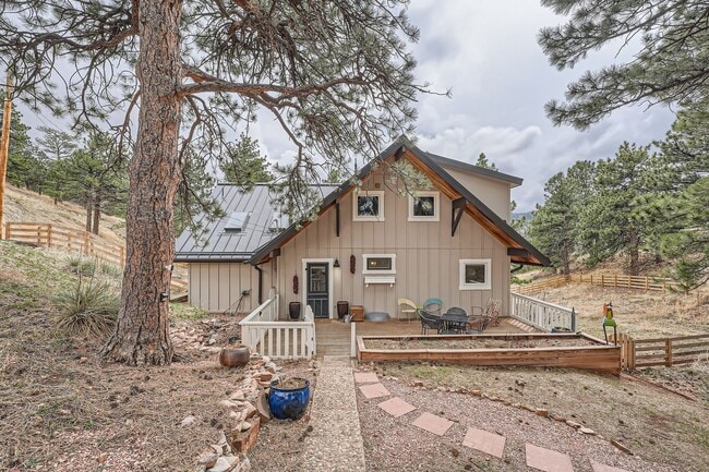 Photo - Mountain Retreat: Fully Furnished 3 BDR Home with Sauna