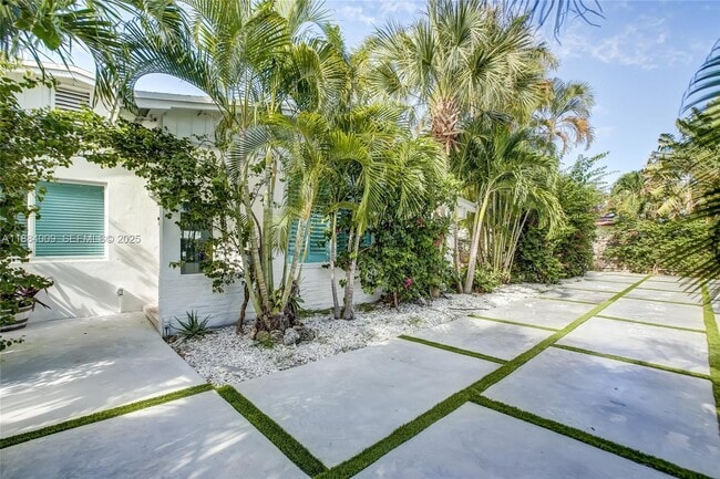 Photo - 2601 NE 11th Ct