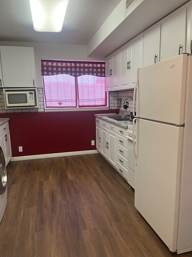 Photo - 7898 N Sparrowhawk Cir