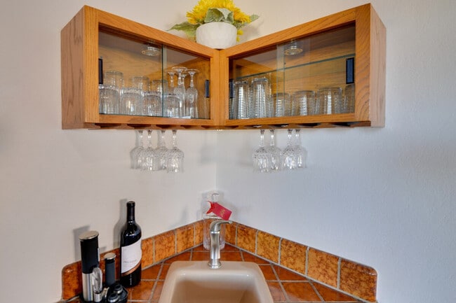 Photo - 434 Larkin St Unit ID1385788P