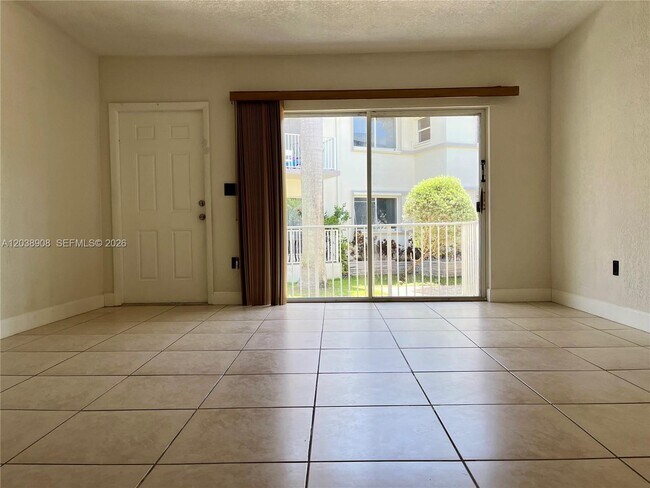 1150 99th St Unit 6