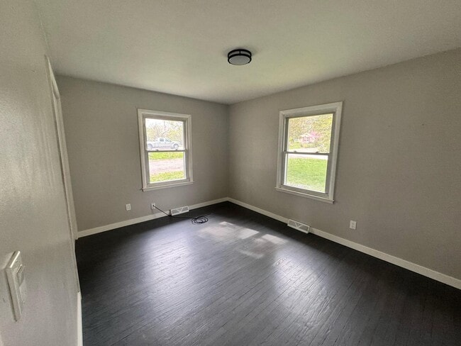 Photo - 2805 NE 56th Ter