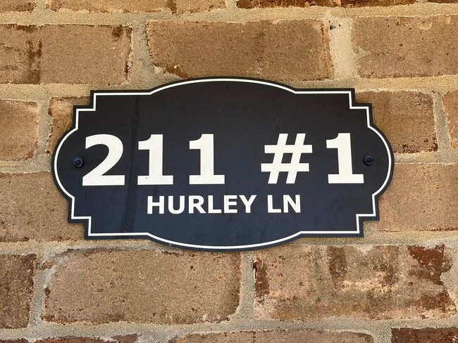 Photo - 211 Hurley Ln