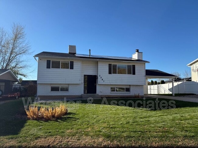 Photo - 2587 N 1450 E