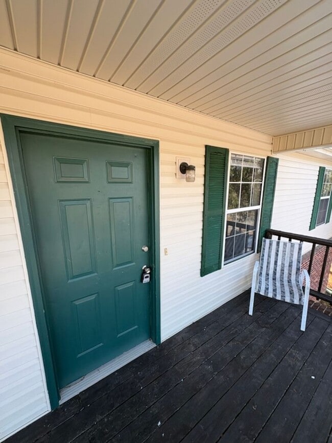 Building Photo - 4051 Wynn St Unit 2