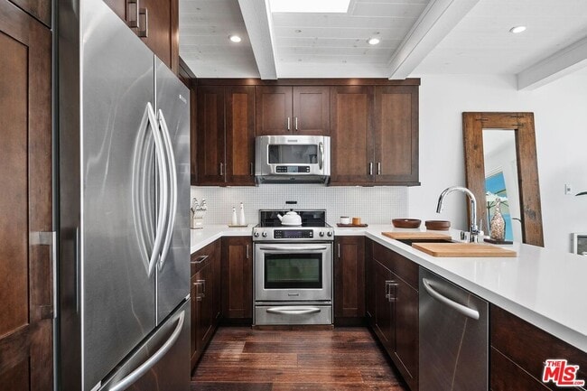 Photo - 11940 Whalers Ln