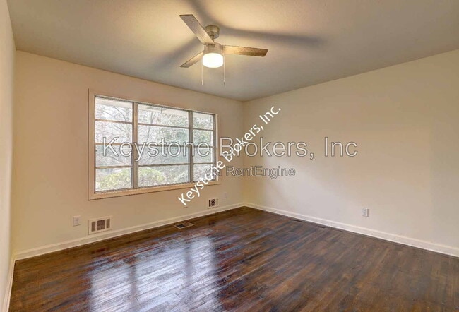 Photo - 4624 Wesley Dr