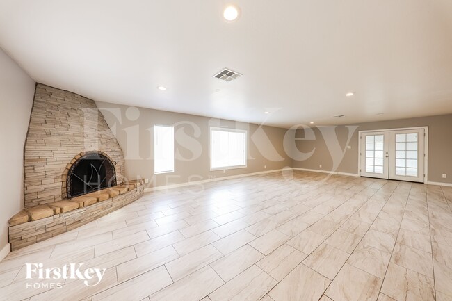 Photo - 4628 W Vogel Ave