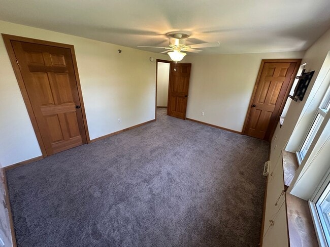 Photo - Charming 2BD/1BA Townhome in Burlington’s New North End