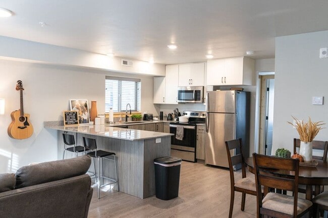 Building Photo - Teton River Flats Building 7B Unit 7201