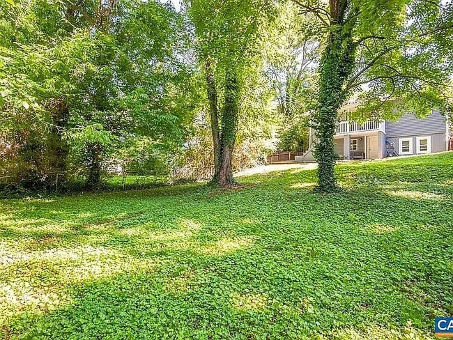 Photo - 1304 Poplar St