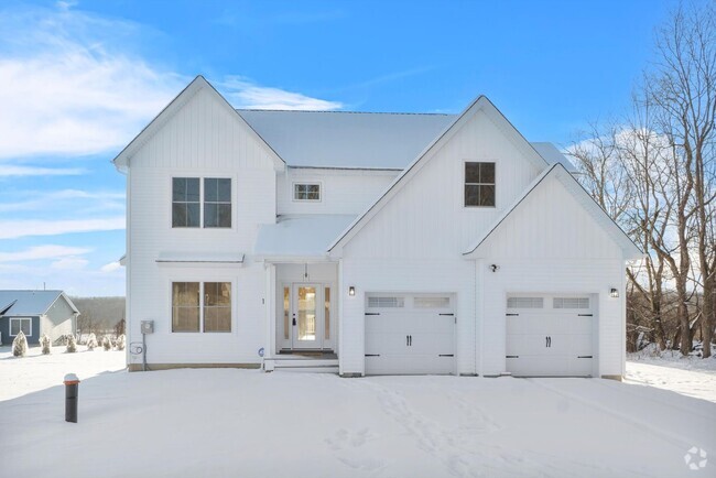 Building Photo - OPEN HOUSE 4/12/25, SAT 10am - 1pm New Con...