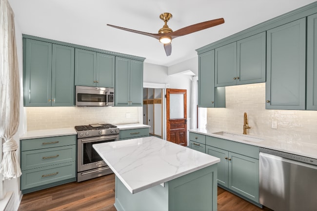 Building Photo - 2633 Colfax Ave South