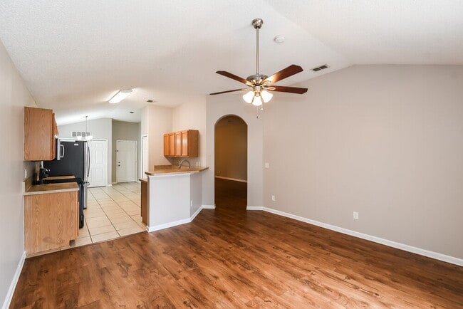 Photo - 2600 Creek Ridge Dr