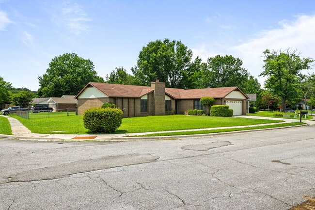 Photo - 1028 SE Kinsey Dr