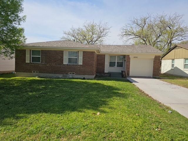 Building Photo - 2841 Belhaven Dr