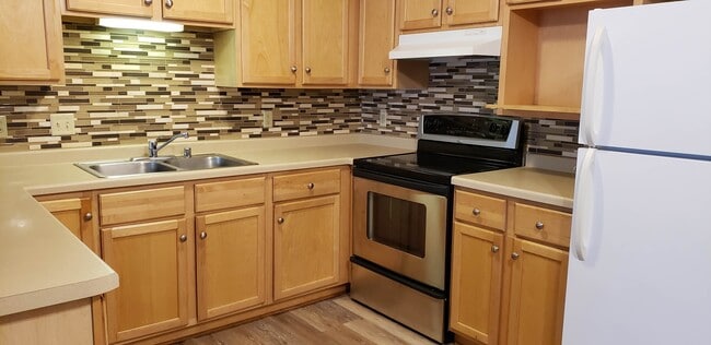 Photo - 320 E Tyranena Park Rd Unidad 1