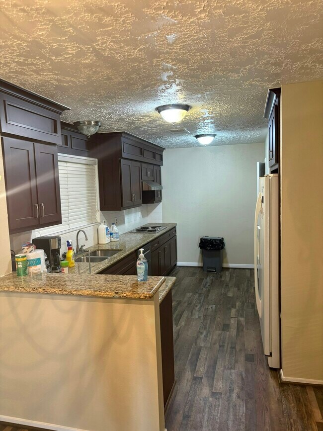 Photo - 16623 Lost Quail Dr