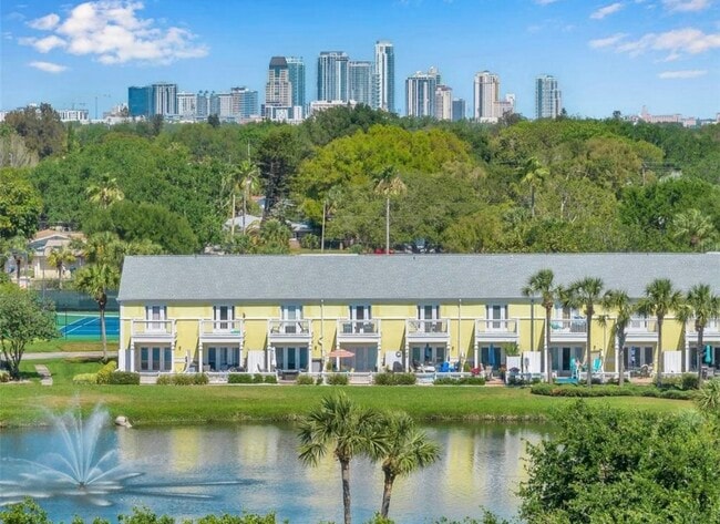 Building Photo - 5011 Starfish Dr SE Unit D