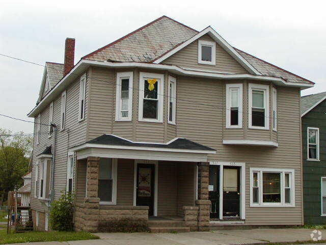 Building Photo - 565 E Main St Unit 565 Rental