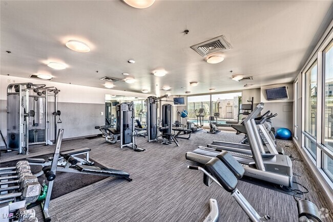 Building Photo - 150 S Las Vegas Blvd Unit 1606 Rental