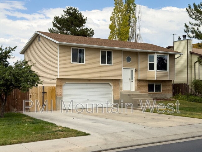 Building Photo - 4982 Aspen Shadow Ct