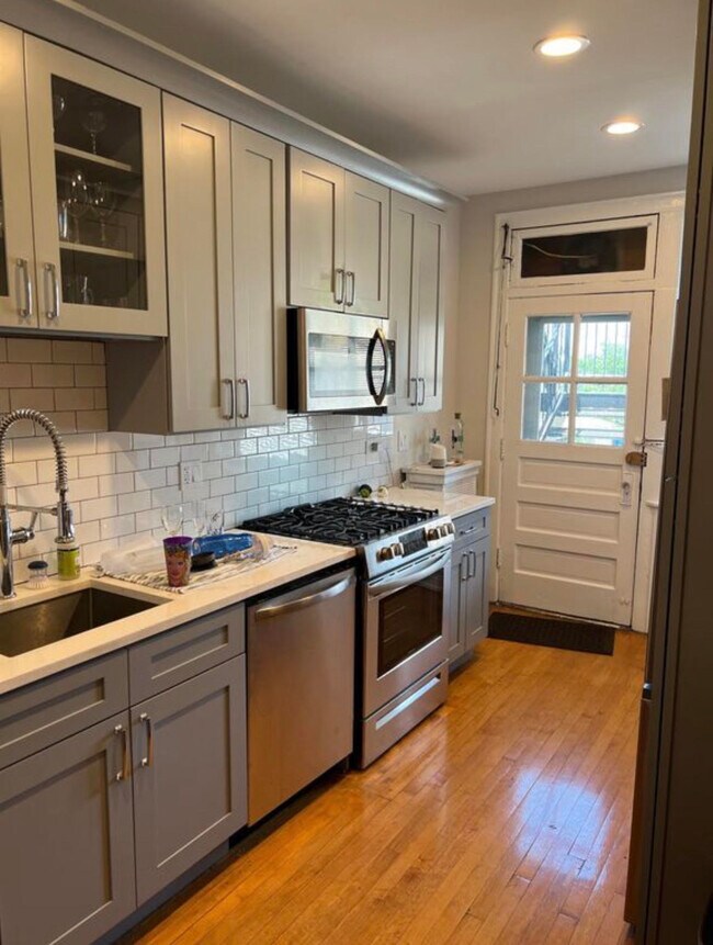 Photo - 2742 W Logan Blvd Unit 2