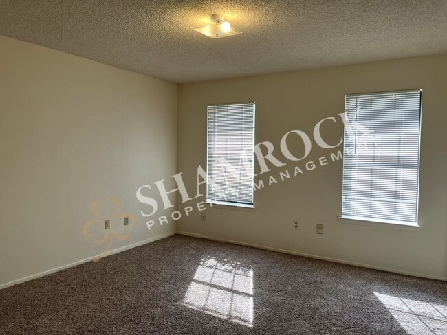 Photo - Hewitt Townhome