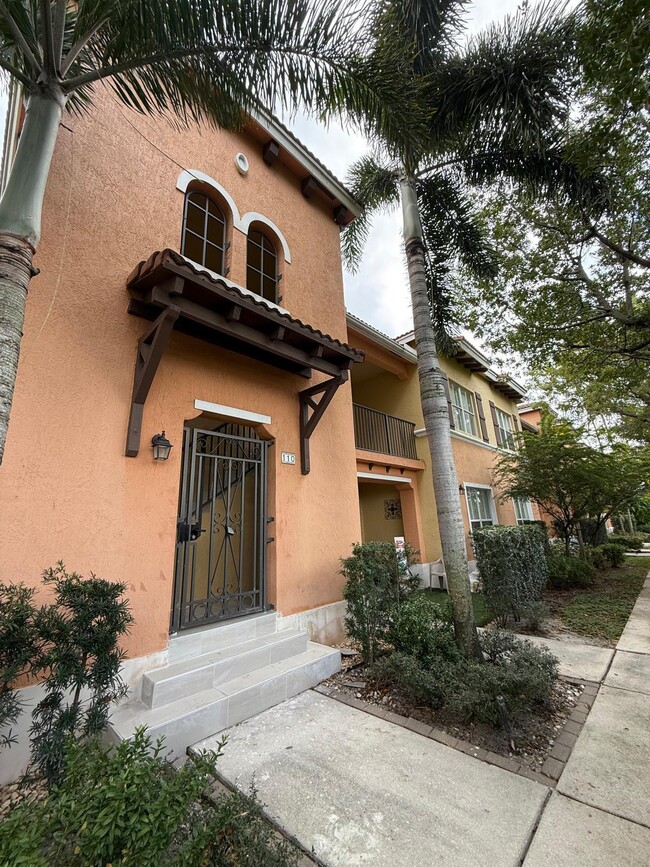 Photo - 3569 Forest Hill Blvd Unit 110