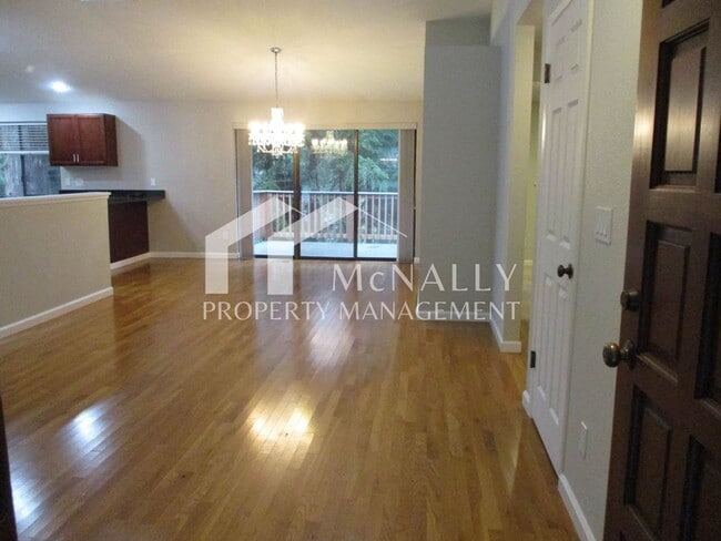 Photo - Spacious 3 Bedroom, 2.75 Bathroom Condo in Gig Harbor