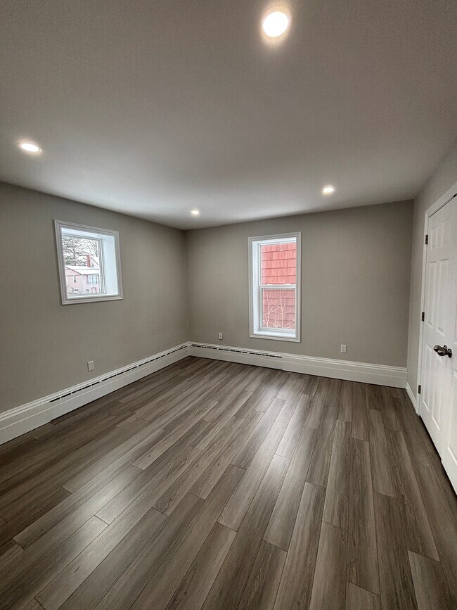 Photo - TWO BEDROOM MODERN APARTMENT LIVING IN FAIRVIEW HALIFAX Unit 3